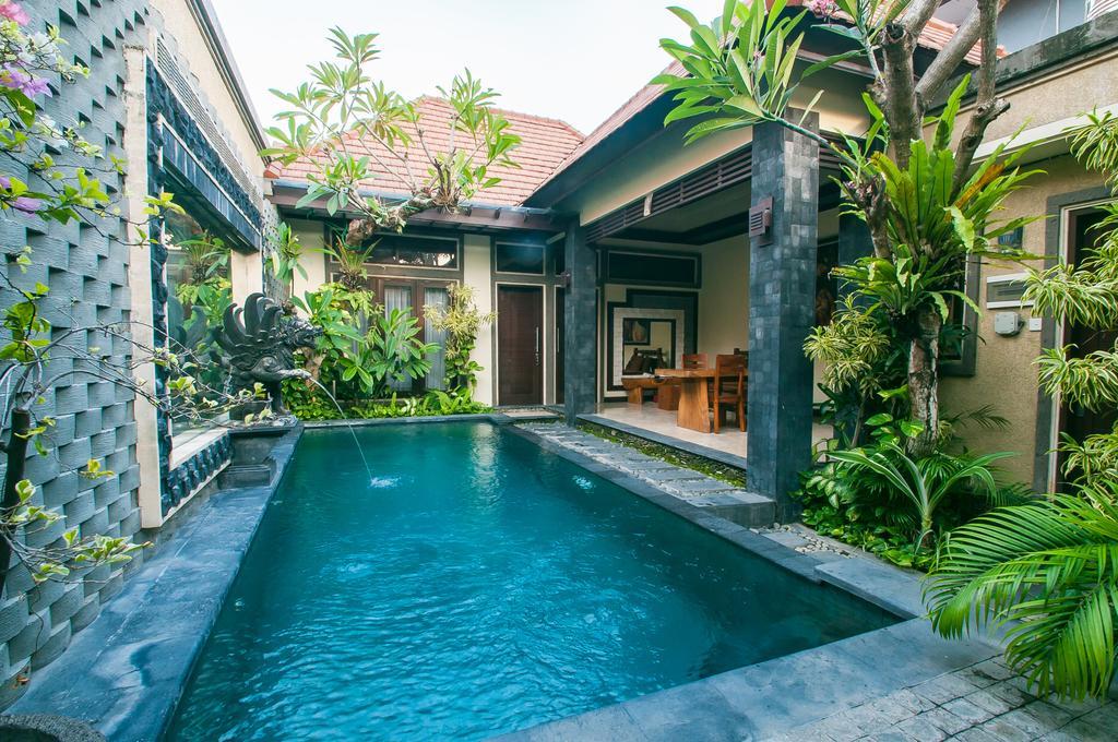 Taman Sari Bali Villas Kerobokan Exterior photo