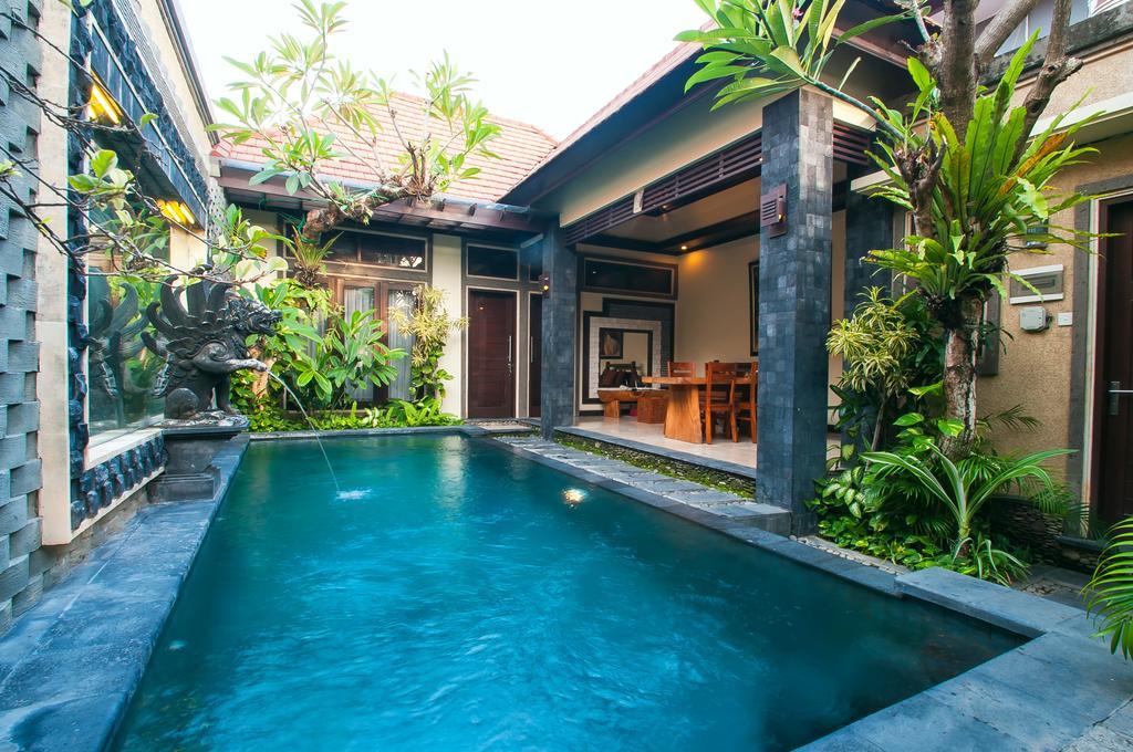 Taman Sari Bali Villas Kerobokan Exterior photo